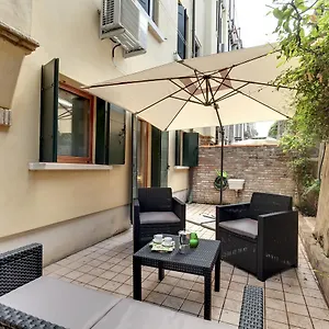 https://cannaregio-venice-style-apartments.hotelinveneto.com
